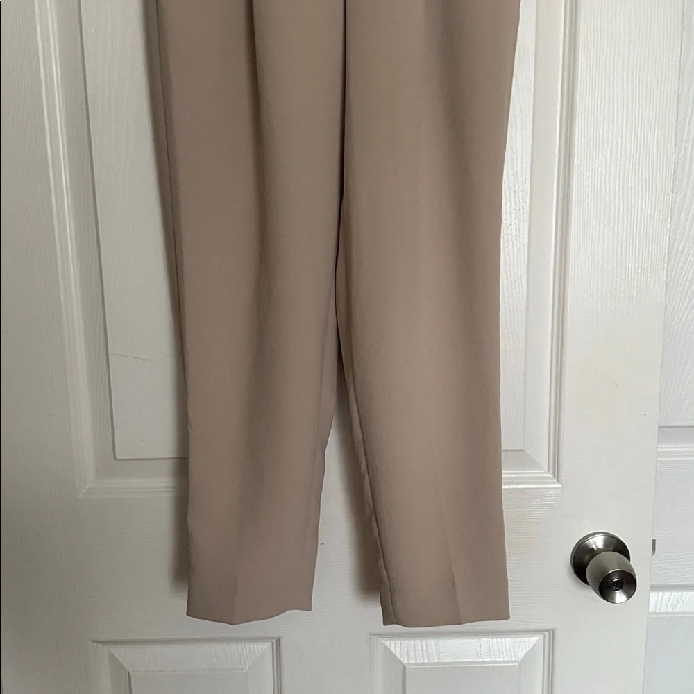 Aritzia Wilfred Marcona Beige Clover Carrot Pants 0 - Picture 3 of 7